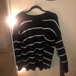 American Eagle Sweater!